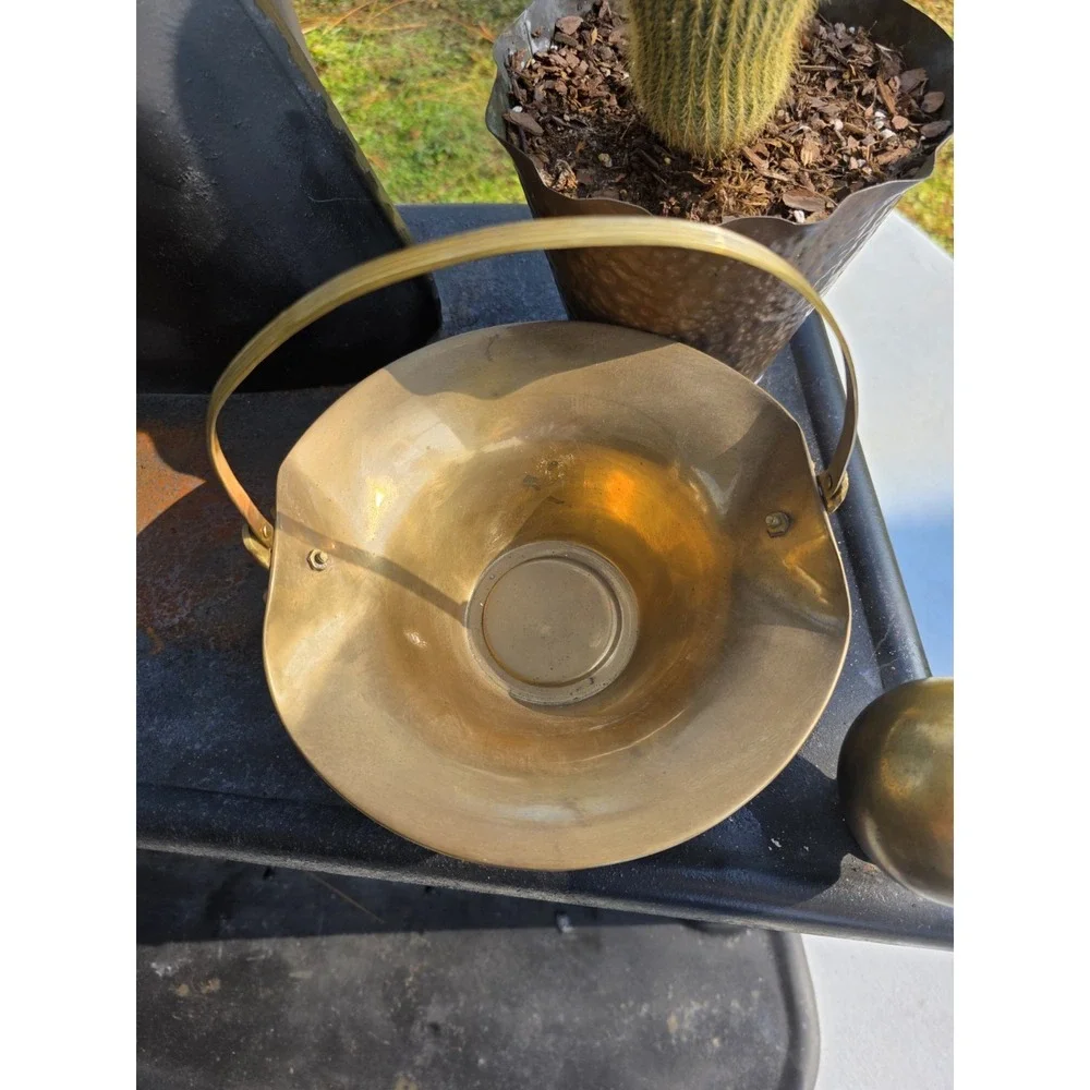 Vintage Brass‎ Flared Basket Bowl w/ Swing Handle & Grapes Mid Century Decor